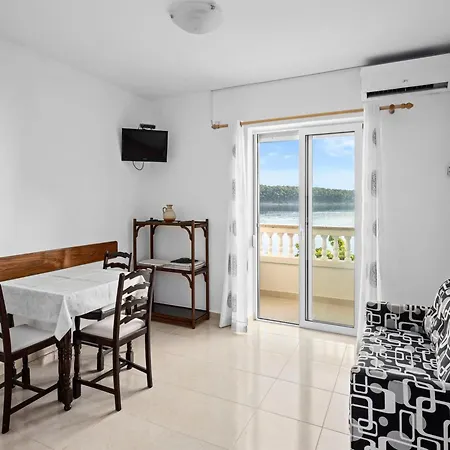 公寓 Coastal Comfort With Balcony *